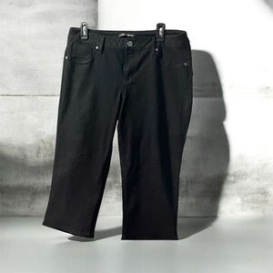 Elegant Black Women's Capris